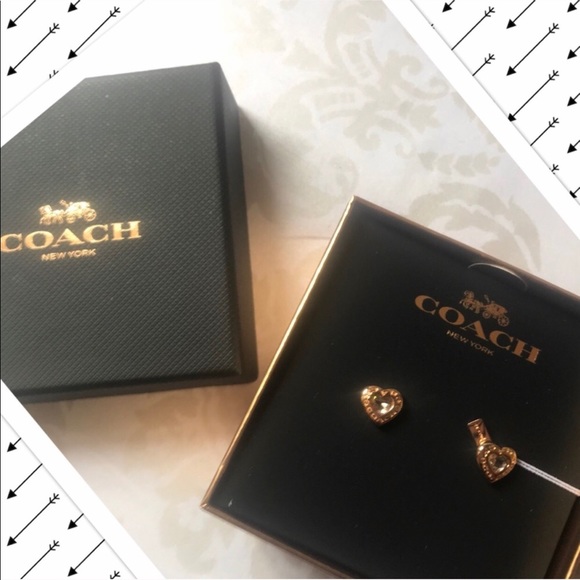 ✨COACH✨LAST 1! Rose Gold Heart Shaped Earrings NEW - Picture 5 of 6